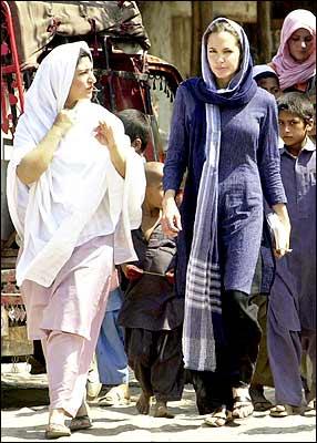 angelina-jolie-pakistan.jpg