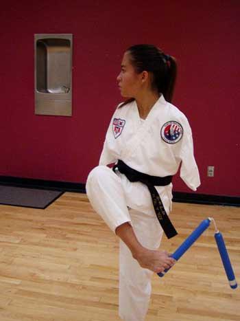 jessica-cox-karate